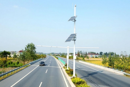 太阳能路灯正常使用哪种电池