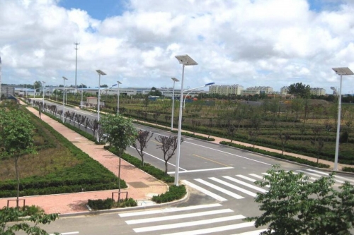 路灯生产厂家怎么样降低安装太阳能···